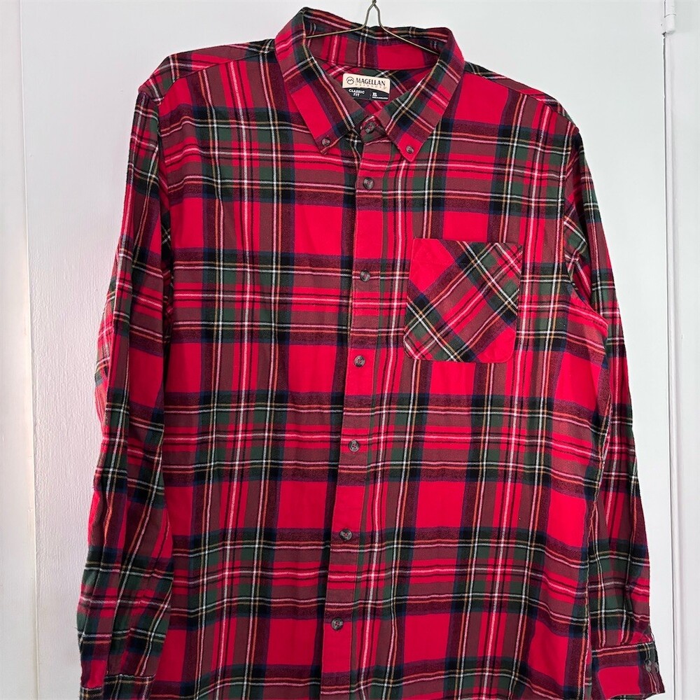 Magellan Outdoors Shirt Mens XL Red Plaid Flannel Button Up Long Sleeve